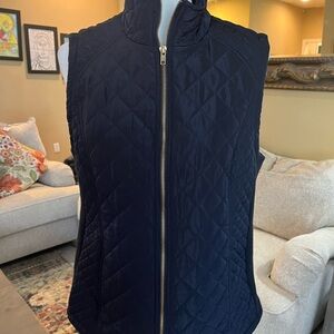 NWOT Aspen Navy Quilted Zippered Vest Size Large